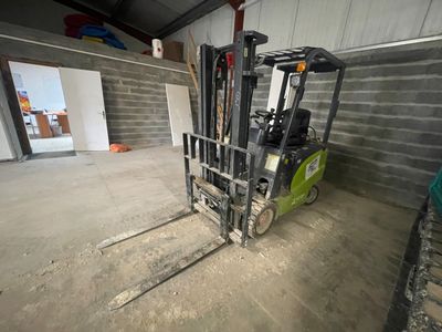 1 chariot élévateur électrique HITOP CPD16 année 2021