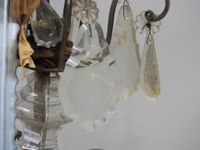 Lustre en laiton, verre et fer forgé peint à huit bras de lu… (photo 2)
