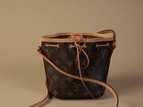 Sac seau Louis Vuitton avec bandoulière