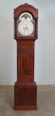 Horloge de parquet en acajou et placage d'acajou à filet de …