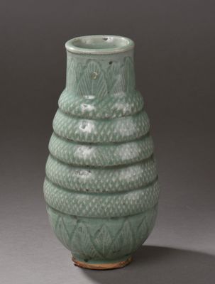 Vase en grès céladon chinois Song transition Yuan, 13e-14e s…