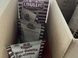 a box that has some food inside of it