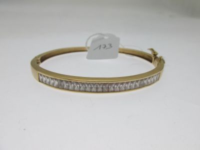 bracelet rigide ouvrant monture or 750°/°° serti de pierre… - Photo 1