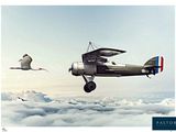 deux avions volant dans le ciel, au-dessus des nuages