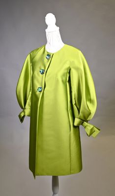 PAULE KA. Veste vert pomme, légèrement trapèze en mélange so…