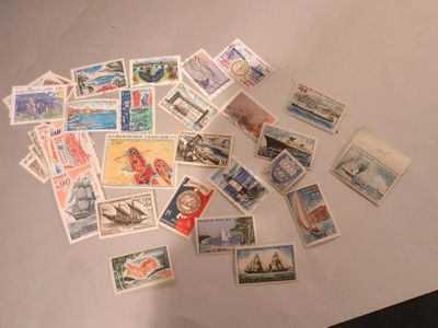 174.52 - Lot DE Timbres Postes France Thematique Bateaux - N…