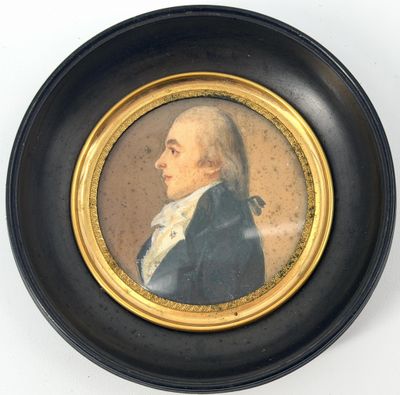 portrait d'un homme en manteau bleu, dans un cadre noir et doré