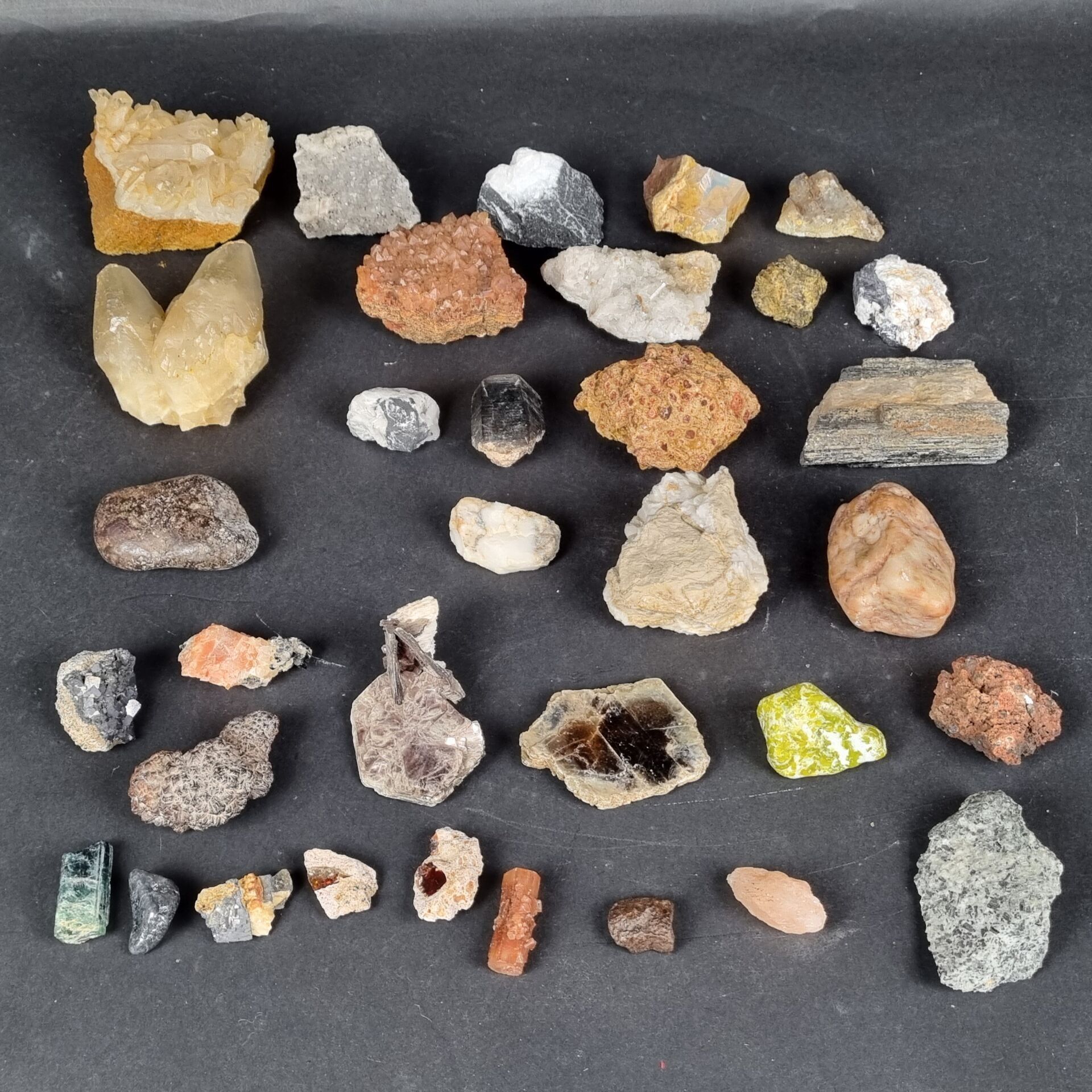 Objets d'art & Curiosités