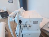 a machine that is sitting on a table in a room