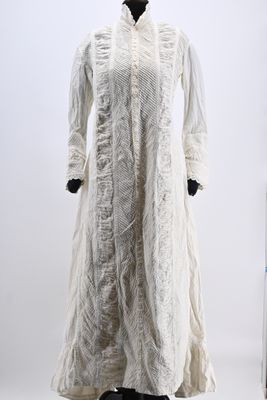 an image of a white dress on a mannequin mannequin mannequin mannequin mannequin mannequin mannequin mannequin