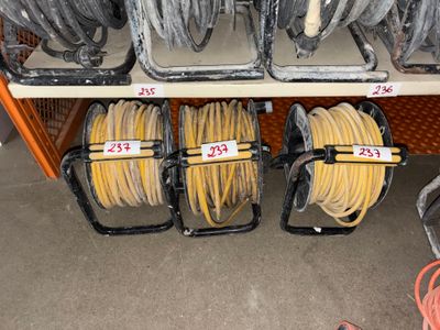 il y a beaucoup de types de tuyaux différents en rayon