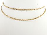 gros plan d'un collier sur un mannequin mannequin mannequin mannequin mannequin mannequin mannequin mannequin mannequin