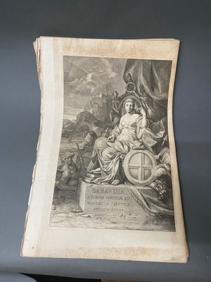 un vieux livre avec l'image d'une femme