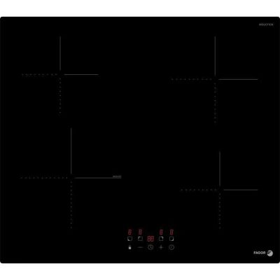 une plaque de cuisson noire à quatre feux et quatre boutons