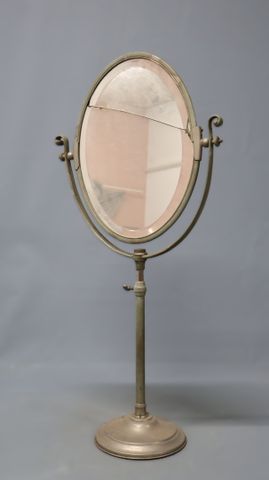 Miroir de table télescopique, la glace est biseautée et ovale, os...