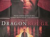 une affiche du film « Dragon Rouge » sur laquelle figure un homme en train de fumer une cigarette