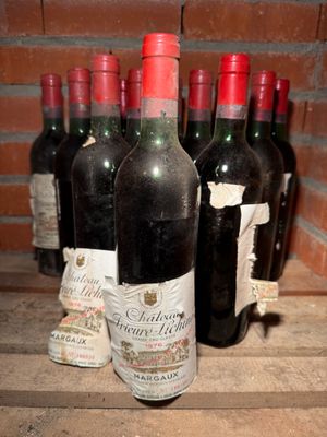 12 bouteilles Château PRIEURÉ-LICHINE, 4° cru Margaux 1976 (…