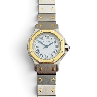 une image représentant une montre-bracelet pour femme sur fond blanc