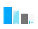 the screen protector and cleaning cloth for the samsung s6