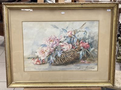 tableau représentant un panier de fleurs posé sur une table dans un magasin