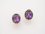 une paire de boucles d'oreilles en amethoralite et diamants