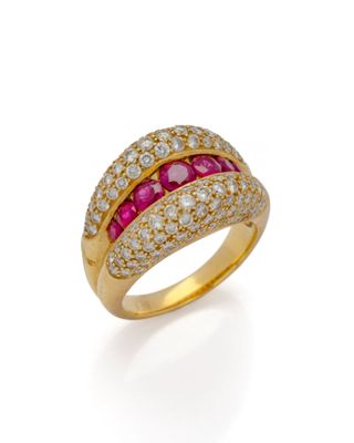 une bague en rubis et diamants, par van cleef