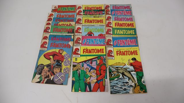 FANTOM – Lot de 21 albums hebdomadaires année 70
