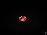 un losange rouge sur fond noir