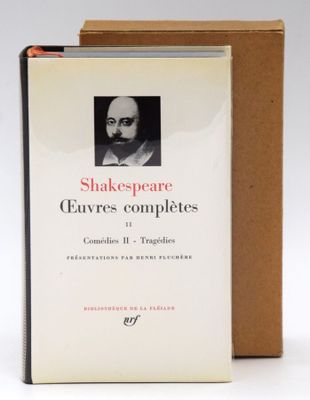 the book cover of shakespeare ' s complete works, complete with a picture of shakespeare ' s character