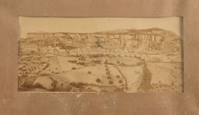 [PHOTOGRAPHIE] Village au pied d'une falaise