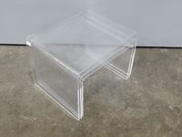 DAVID LANGE. dans le goût de. Table gigognes en plexiglas à … (photo 4)