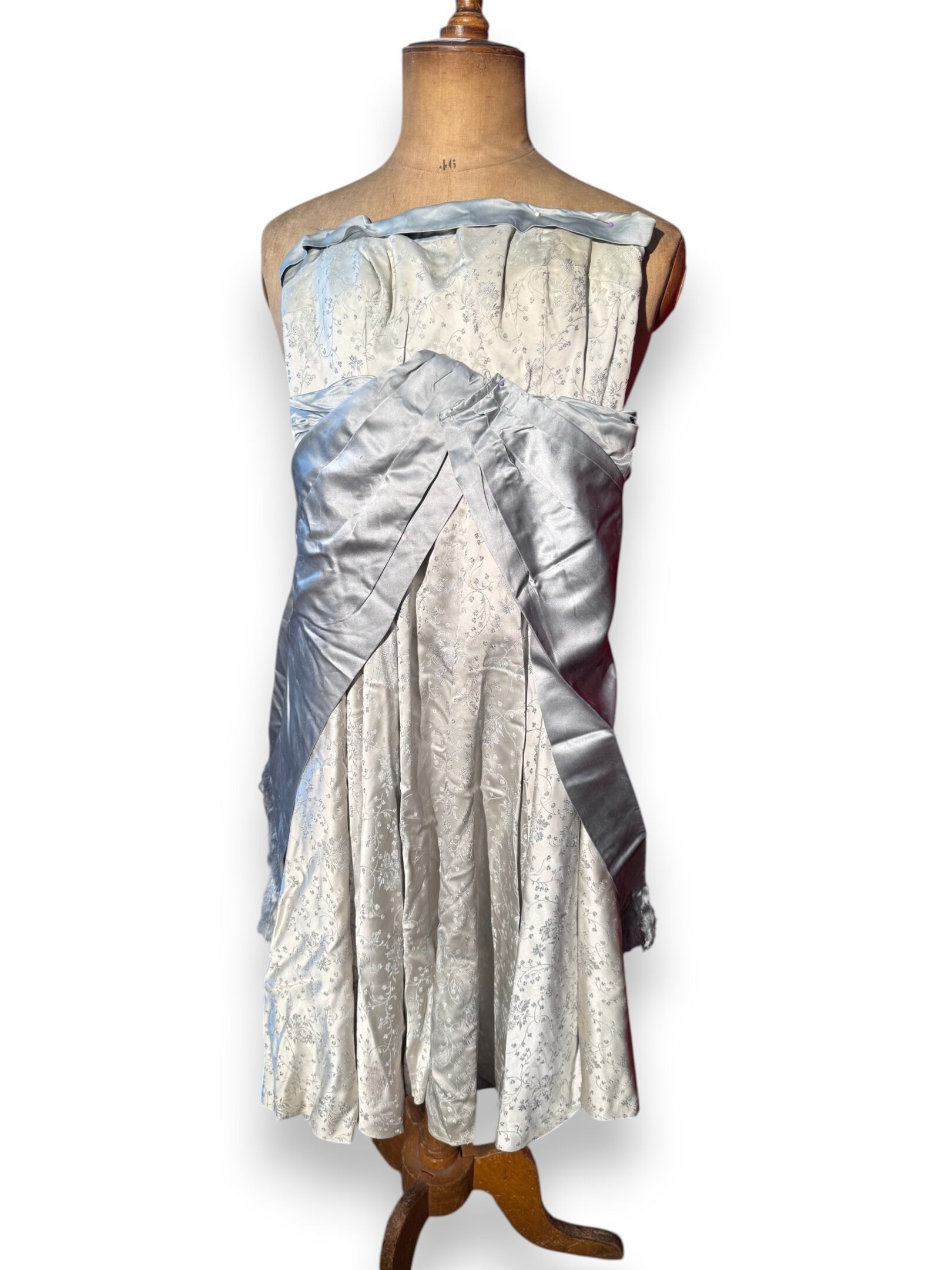 Objets d'art & Curiosités