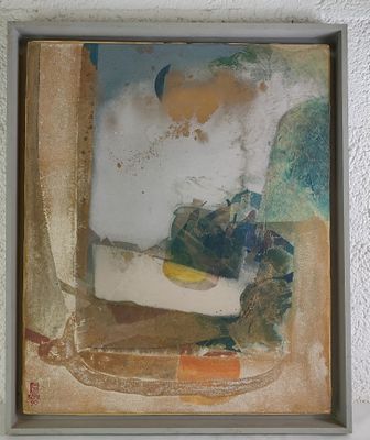 une photo d'un tableau accroché au mur