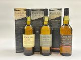 trois bouteilles de Caollea 12 ans d'âge et une caisse de 12 ans d'âge