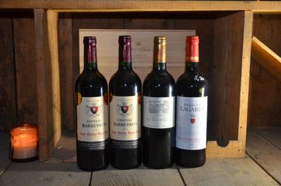 Réunion de quatre bouteilles Saint-Emilion Grand Cru compren… - Photo 1