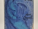 une couverture de livre bleue sur laquelle est dessiné un oiseau