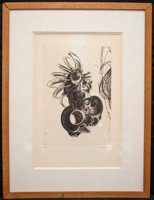 une image d'un dessin en noir et blanc d'un oiseau sur une branche