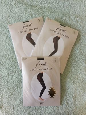 Lot de 35 paires de collants de la marque FOGAL (produit de …