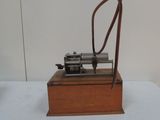 a small machine that is sitting on a table