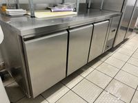 Tour réfrigéré à froid positif 3 portes METRO modèle GCC3100…