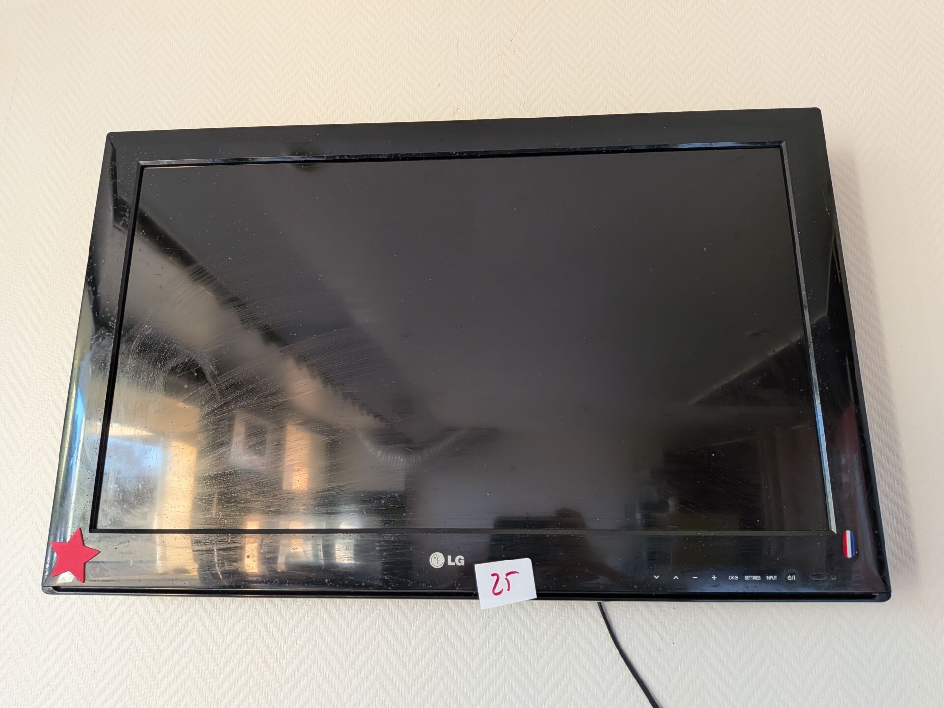 PETIT TELEVISEUR LG