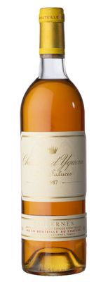 une image représentant une bouteille de whisky sur fond blanc