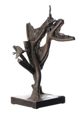 sculpture en bronze représentant un oiseau perché sur une branche d'arbre