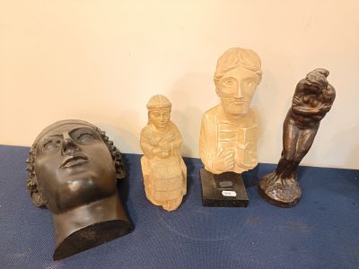 4 reproductions en résine des oeuvres du Louvre.