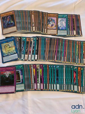 a lot of cards that are on the table
