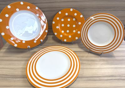 Série de 4 Assiettes plates + 4 assiettes à entremets + 4 as…