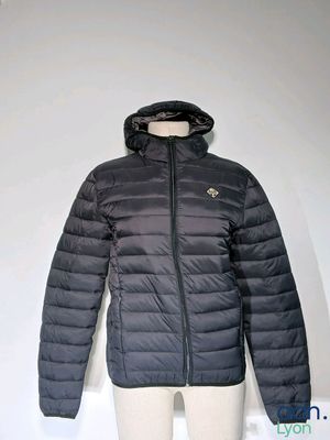 une veste noire sur un mannequin, un mannequin, un mannequin, un mannequin, un mannequin, un mannequin, un mannequin, un mannequin, un mannequin, un mannequin, un mannequin, un mannequin, un mannequin, un mannequin, un mannequin, un mannequin, un mannequin, un mannequin, un mannequin, un mannequin, un mannequin, un mannequin, un mannequin, un mannequin, un mannequin, un mannequin, un mannequin, un mannequin, un mannequin, un mannequin, un mannequin, un manne