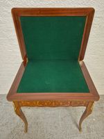 Table à jeux portefeuille de style Louis XV à décor marqueté… (photo 6)