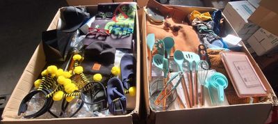 86 / 1 palette de 141 kg de mix (oreiller de voyage, é… - Photo 1