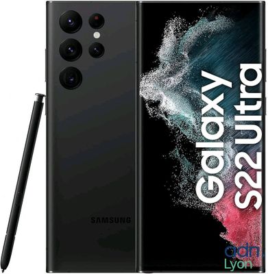 Samsung Galaxy Note 10 Lite avec un stylet à côté